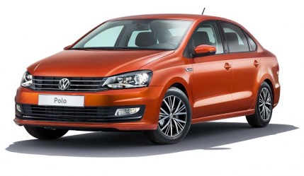 Volkswagen_Orange_car_Volkswagen_Polo_on_a_white_background_116500_